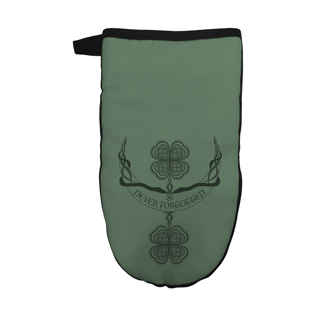 Oven Mitt Never Forgotten