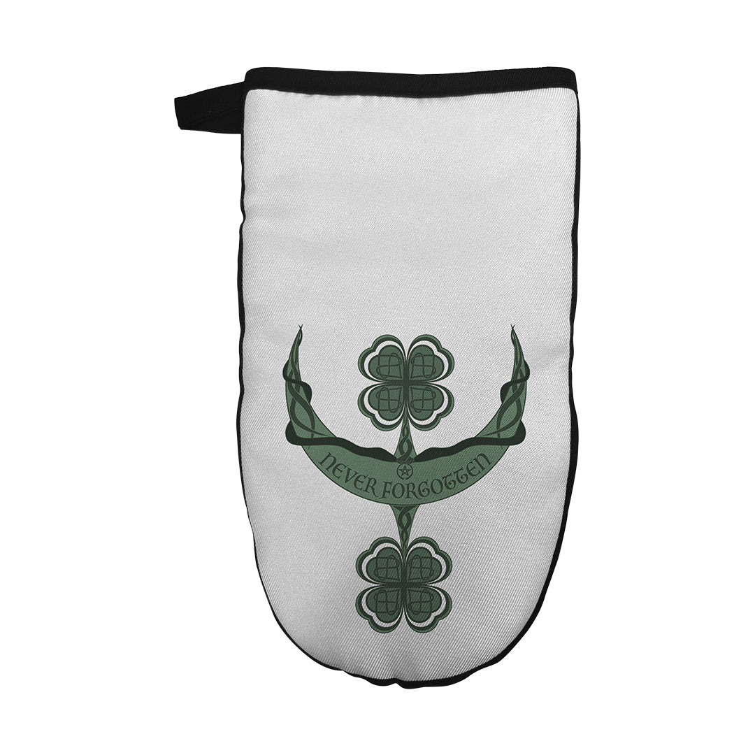 Oven Mitt Never Forgotten