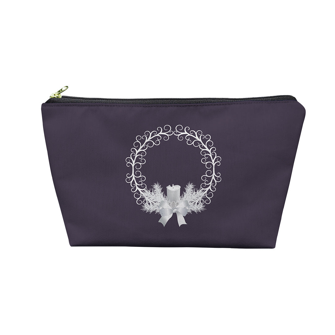 Pouches Yule Wreath
